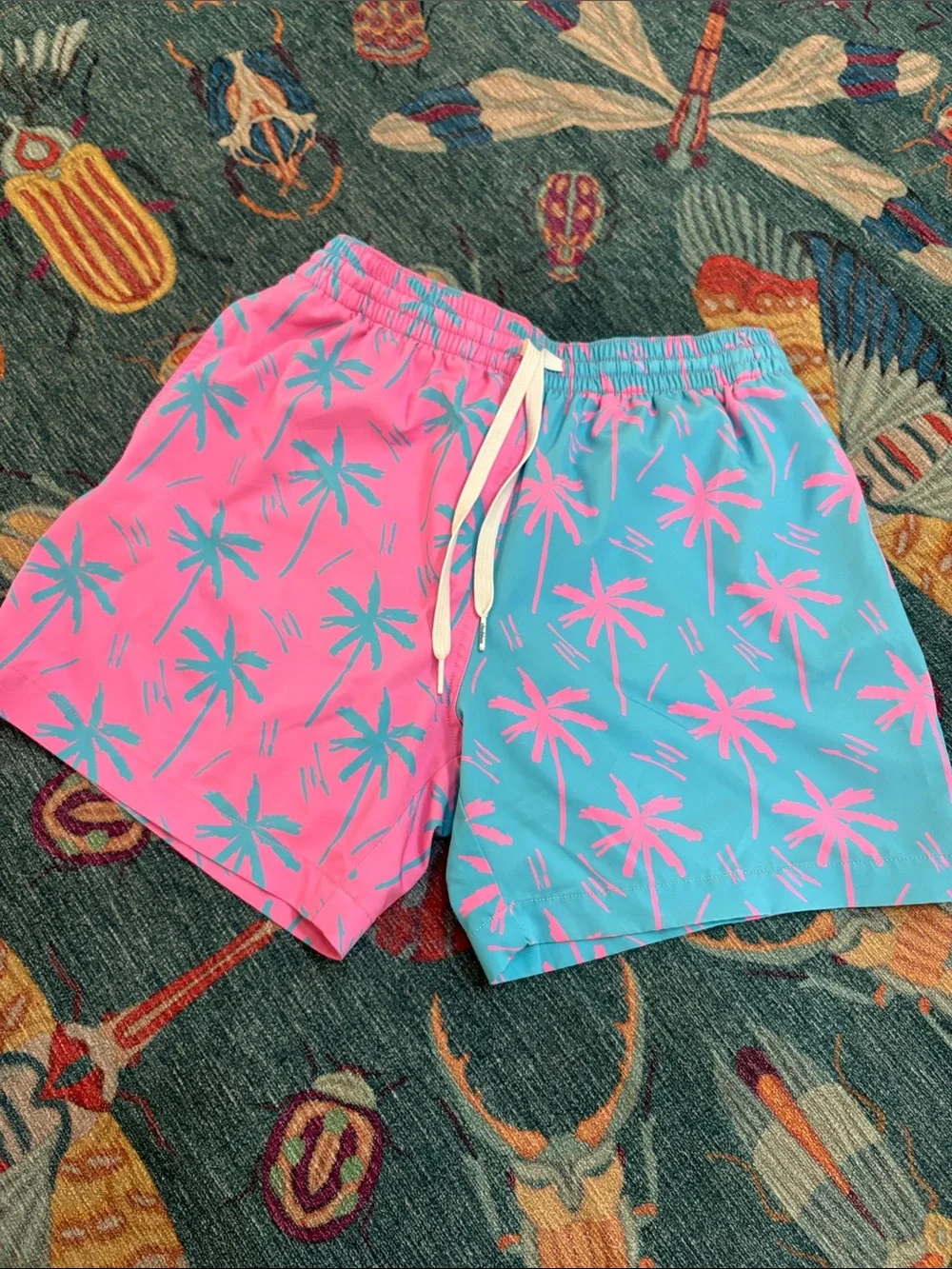 Chubbies Prince of Prints Two-Tone Pink & Teal Palm Lined 5.5” Swim Trunks M